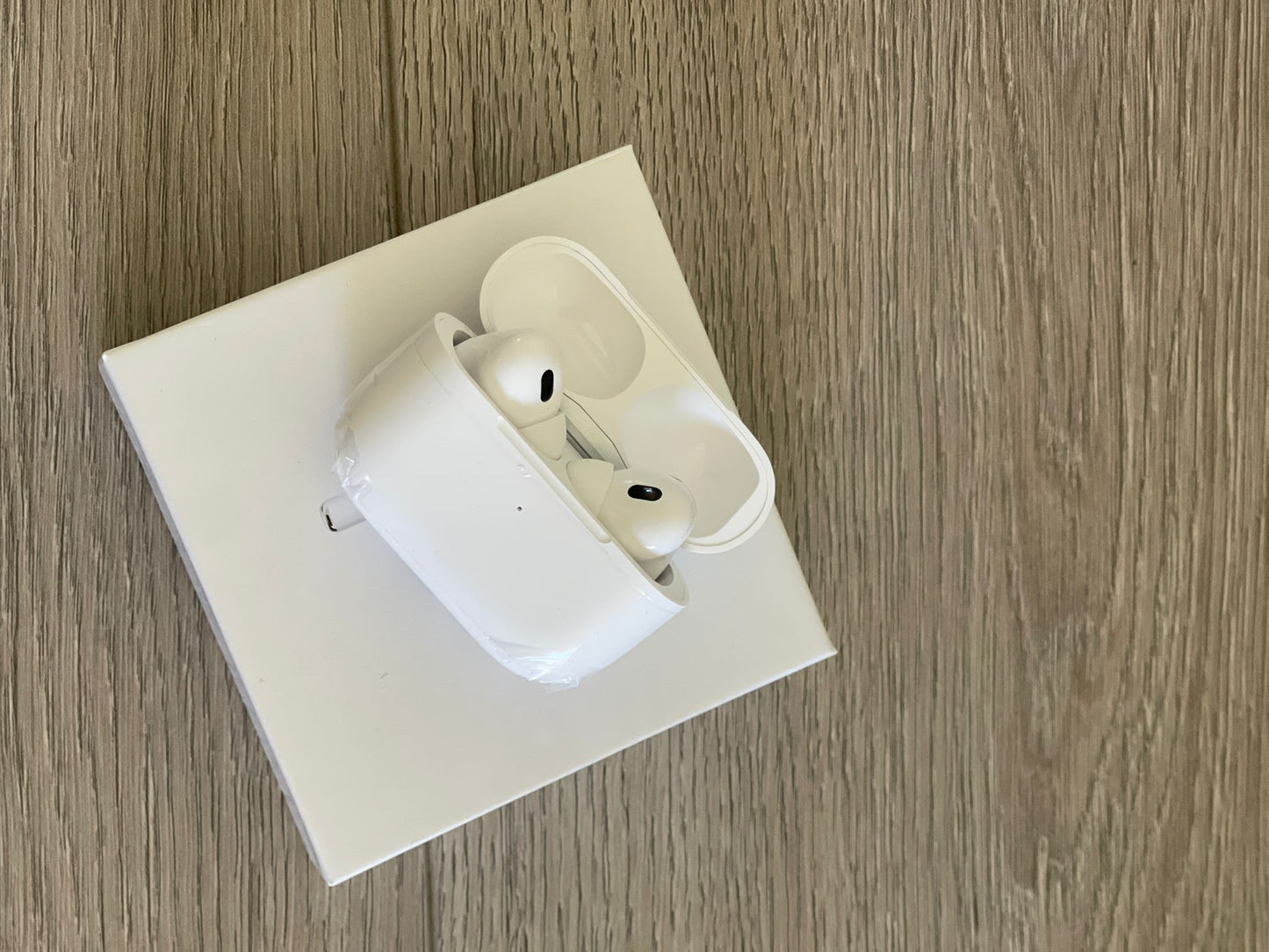 Casti Fara Fir Wireless MagSafe